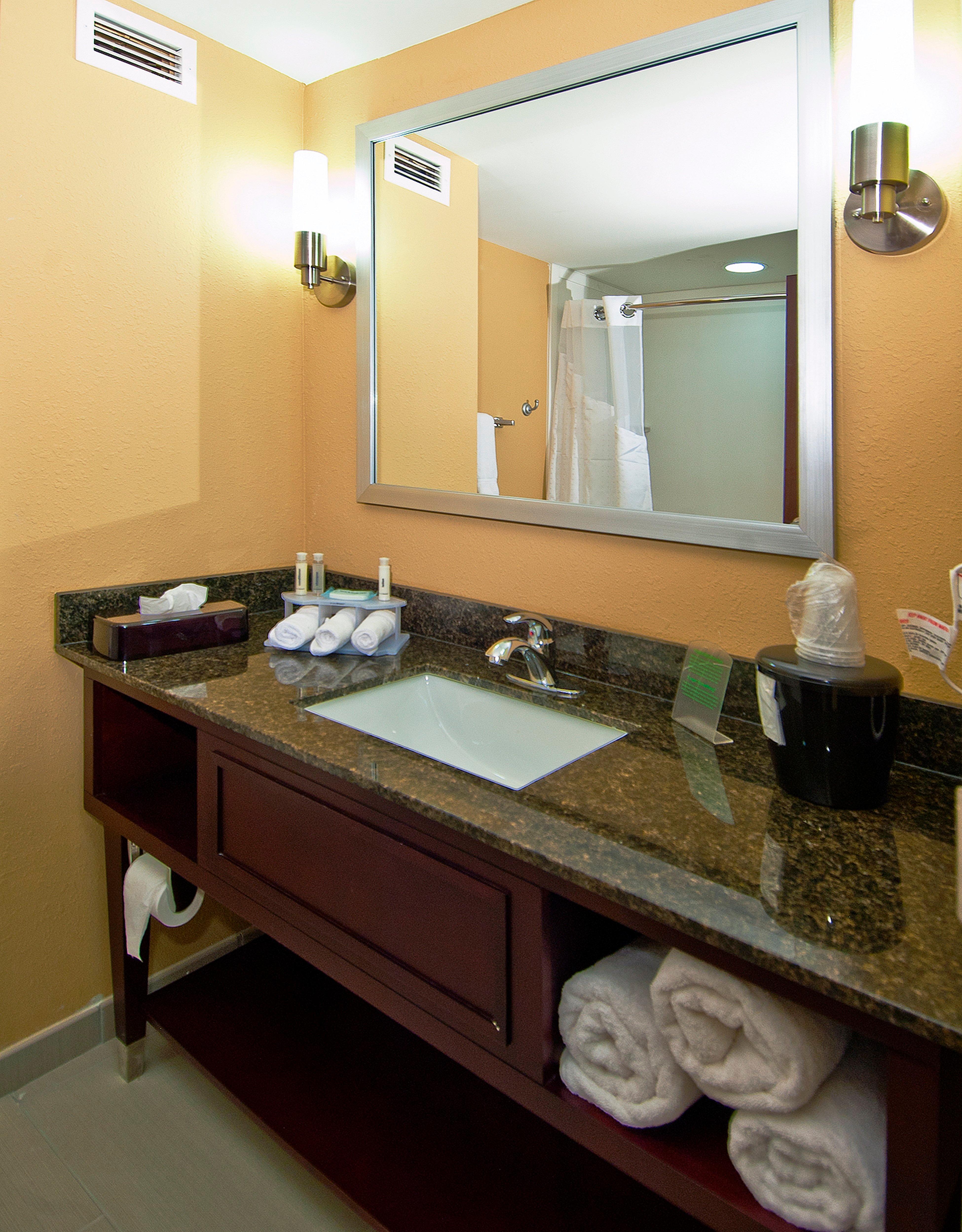 Holiday Inn Express & Suites Jackson/Pearl International Airport Exterior foto